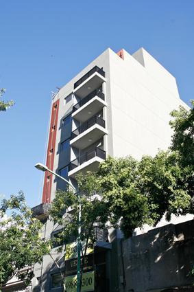 Semipiso 2 ambientes con patio y amenities en Caballito