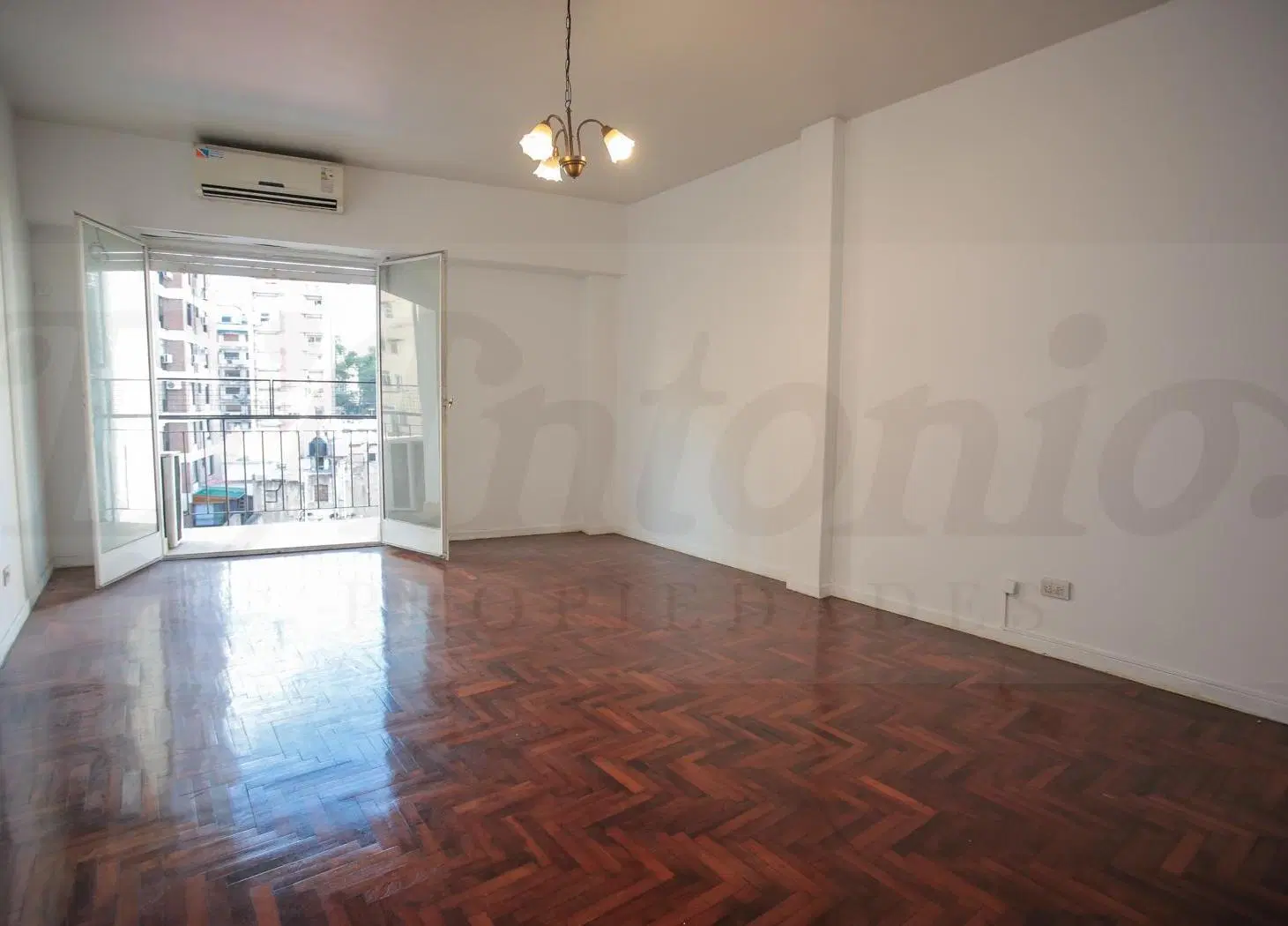 3 Ambientes con Balcón al Frente en alquiler 2