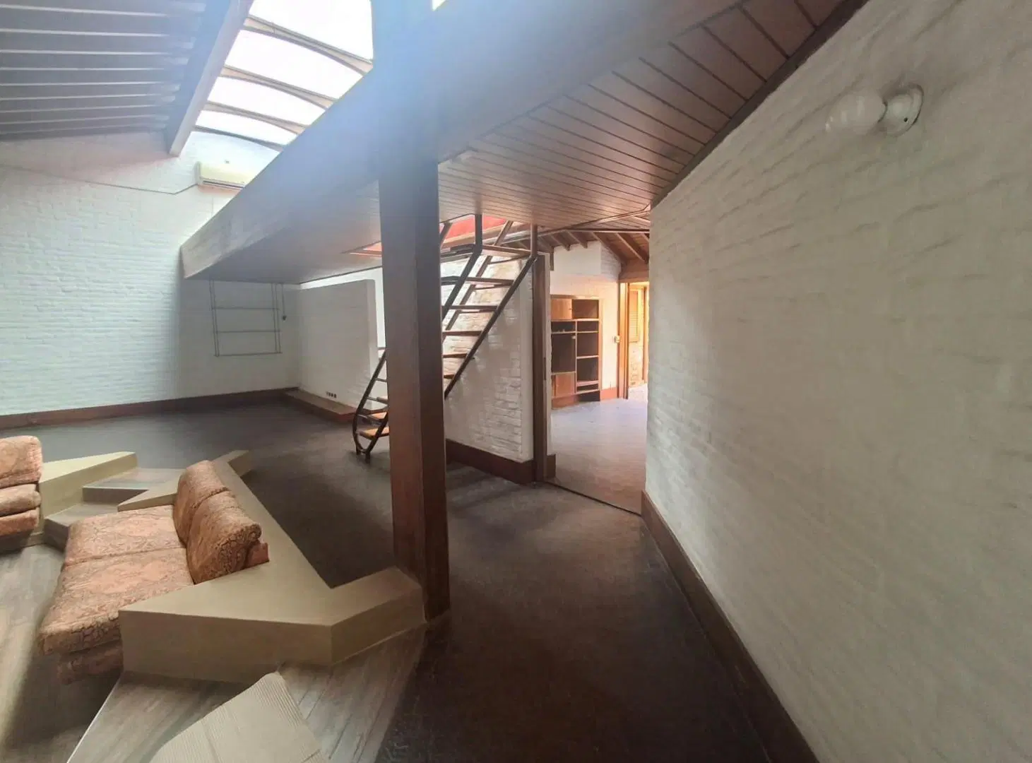 Alquiler Casa en Belgrano R. 5 ambientes. 2