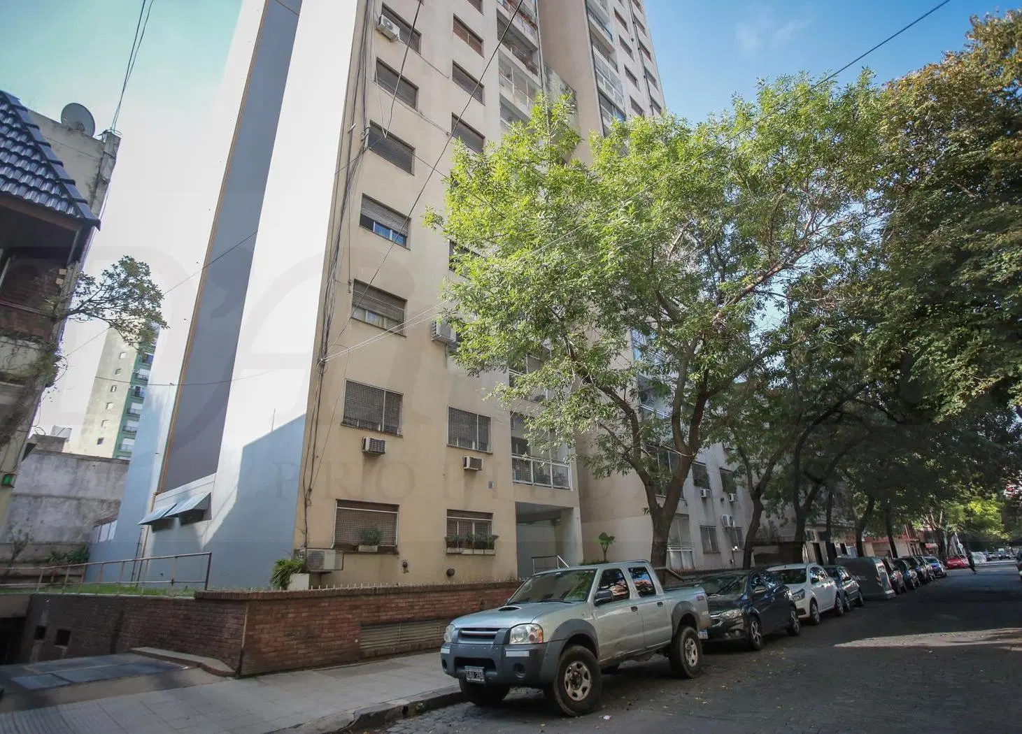 3 ambientes con balcón, baulera y vista abierta en Venta o Alquiler. 2