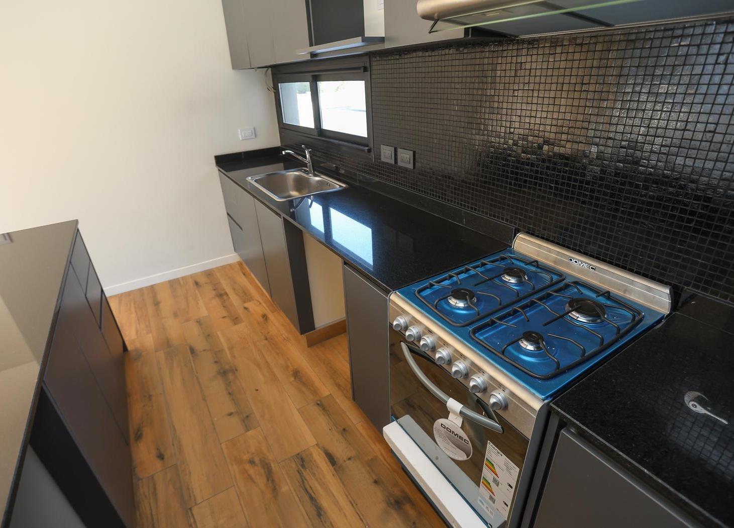 Foto de Departamento a Estrenar de 4 ambientes en Parque Chacabuco – Excelente, imagen 1