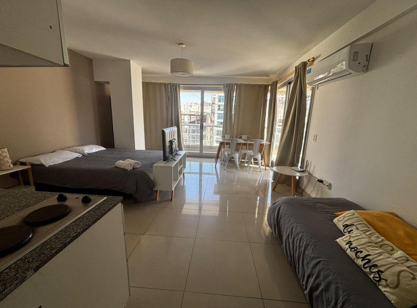 Foto de ALQUILER | MONOAMBIENTE CON BALCÓN Y AMENITIES – APTO PROFESIONAL, imagen 4