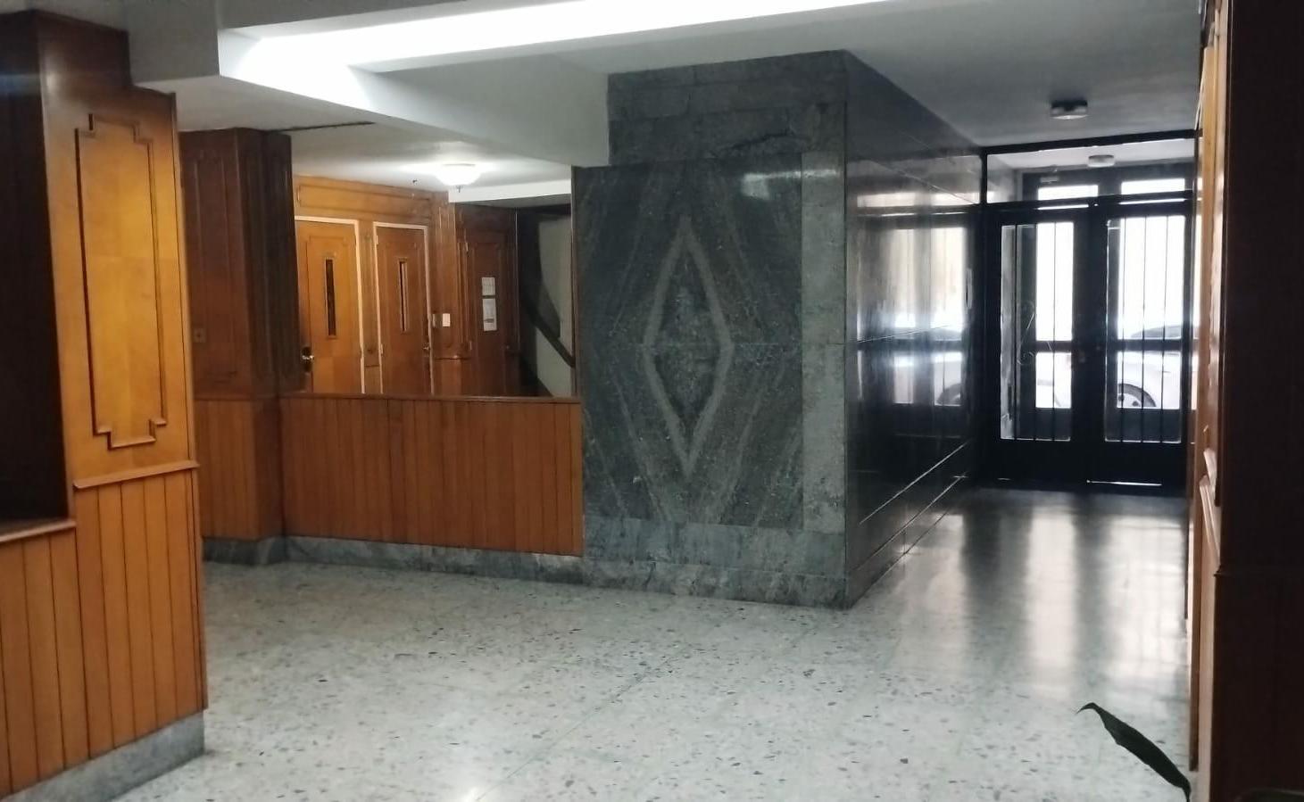 Foto de Amplio Semipiso de 4 Ambientes con Balcón Corrido en San Telmo, imagen 2