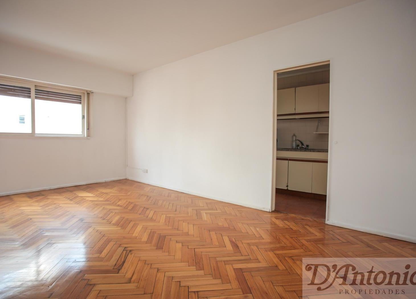 Foto de Departamento en venta 2 ambientes con balcón en Belgrano, imagen 3