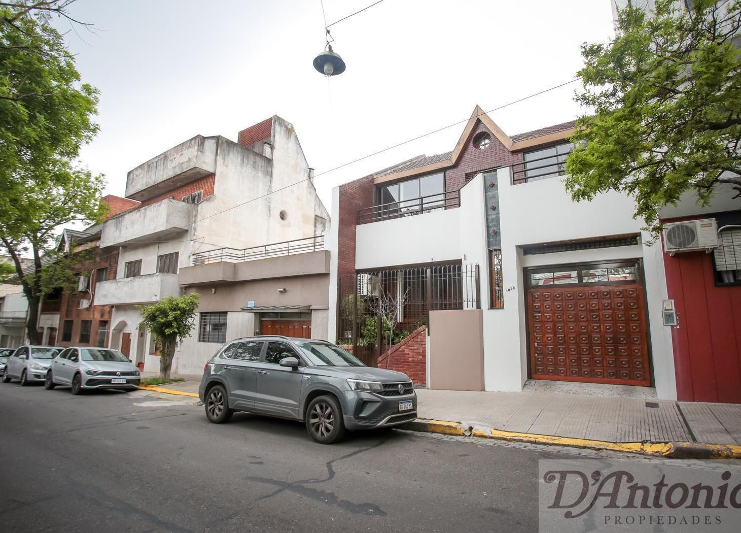 Foto de ¡La casa ideal para tu familia! 7 ambientes con jardín y quincho, imagen 5