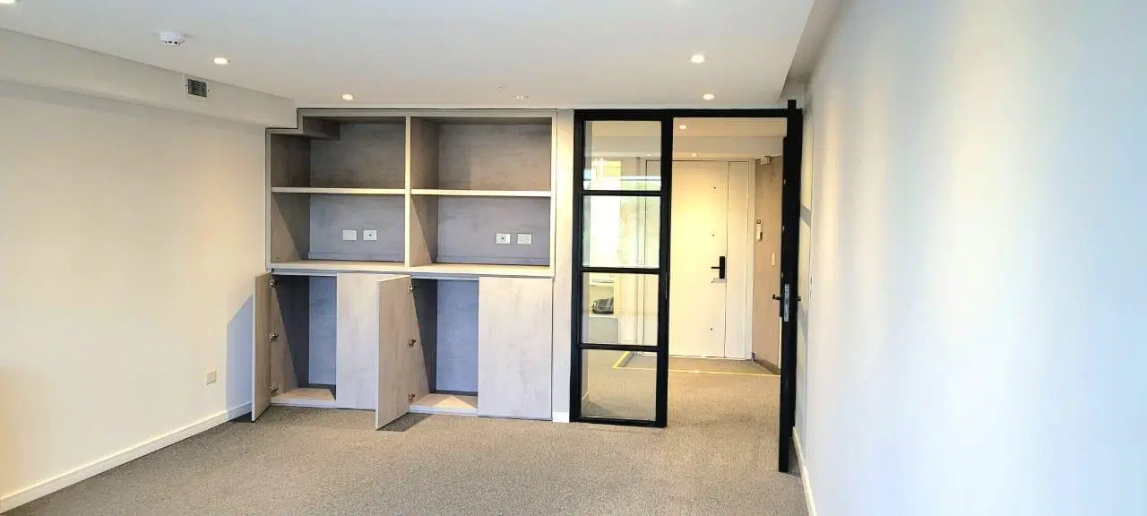 Impecable oficina 100 m2 c/coch. en la mejor ubicación de Pto. Madero 1