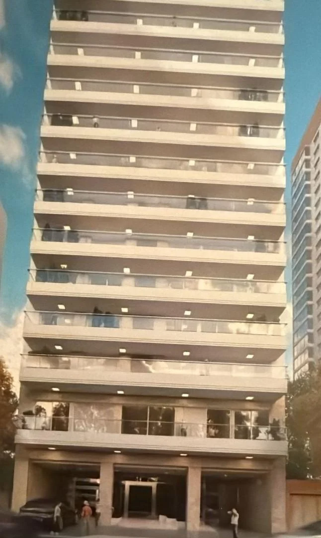 Semipiso Torre Categoría Premium , Plaza Alemania; Embajada EEUU