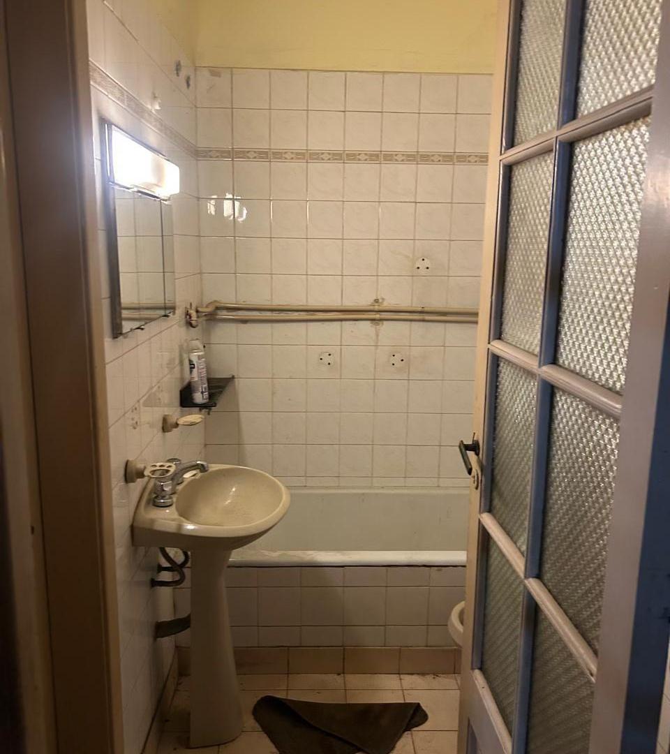 Foto de ALQULER LOCAL CON VIVINDA EN VILLA LURO. 50M2 DE LOCAL Y 110M2 DE VIVIENDA O OFICINA., imagen 3