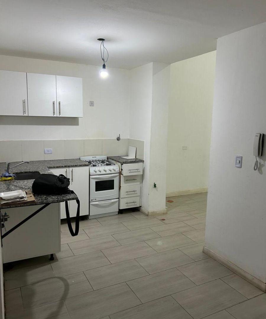 Alquiler Ph 3 ambientes en parque chacabuco