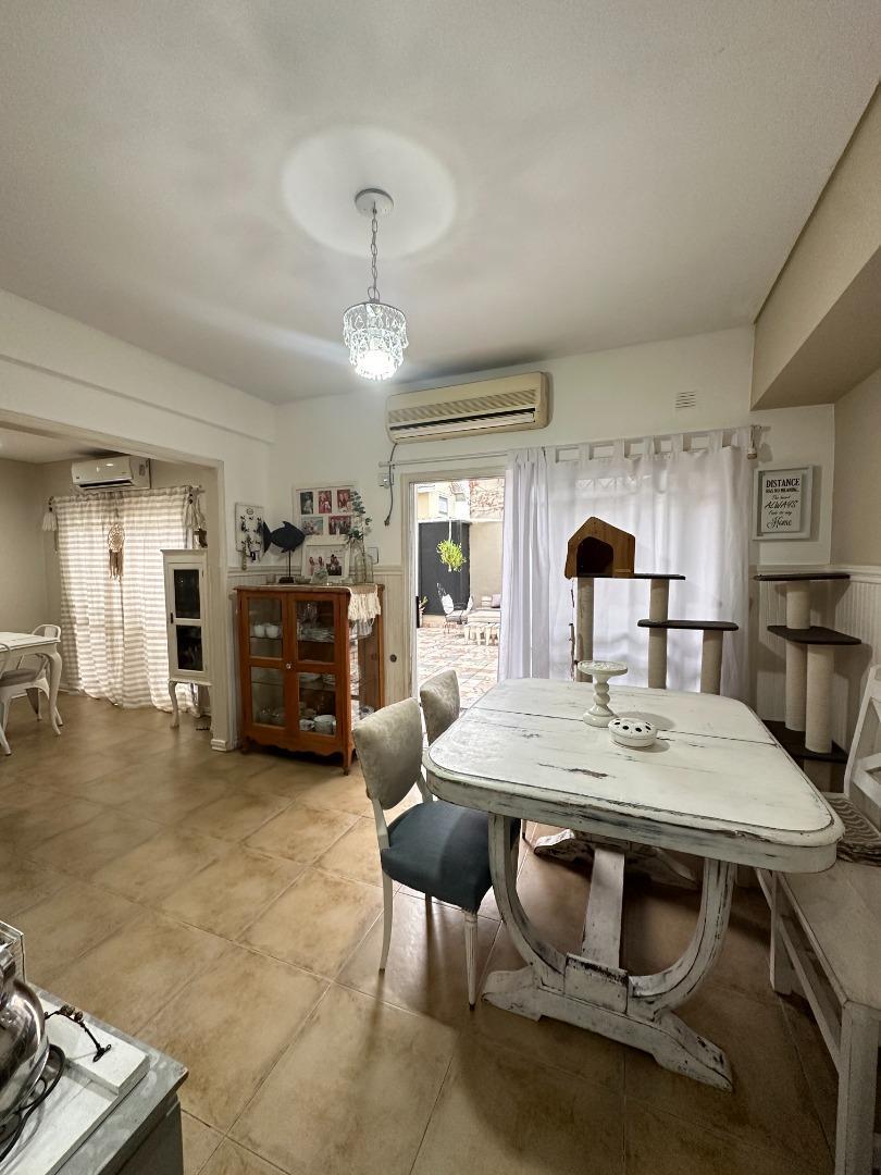 Triplex con 5 Dormtorios - Barrio Ingles "Altos de Pringles" 4
