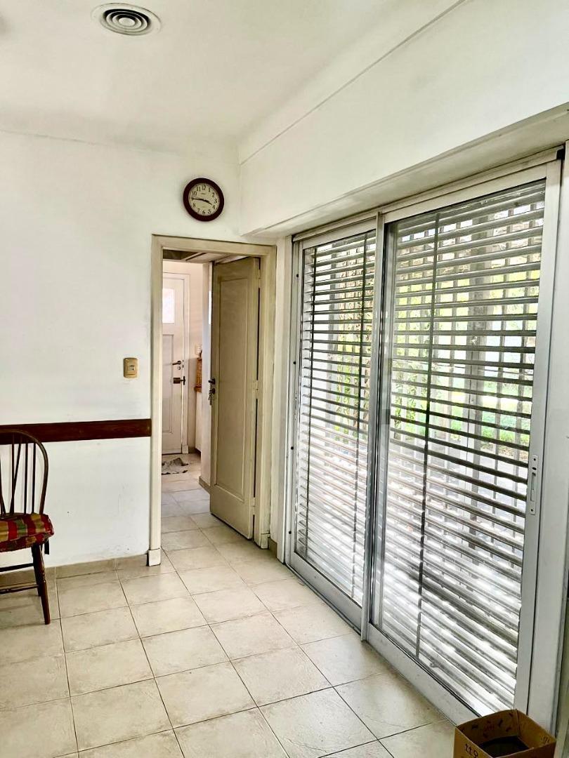 Foto de CERRITO 494 - CASA DE 3 AMB. LOTE 480 M2 - OPORTUNIDAD UNICA, imagen 2