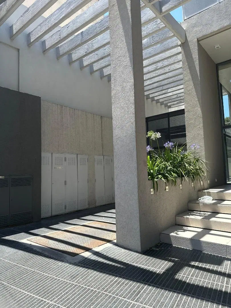 Dpto 2 amb con terraza propia y 2 cocheras - Alte Brown 2438 2