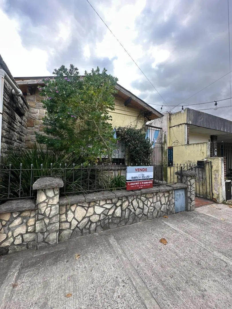 2 casas en un lote 8.66 x 28 m, APTA CREDITO - Pirovano 38 2