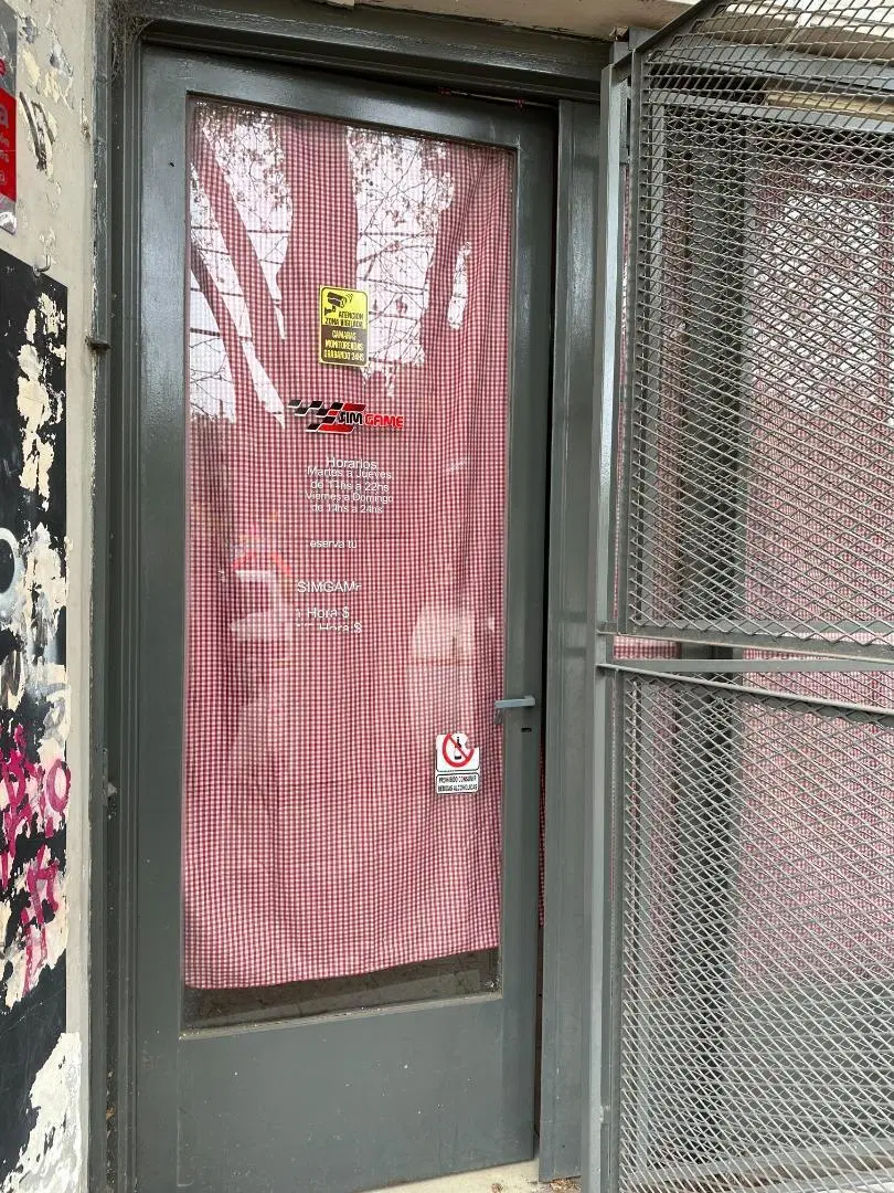 Local en estratégica ubicación, frente a la plaza Libertad 5