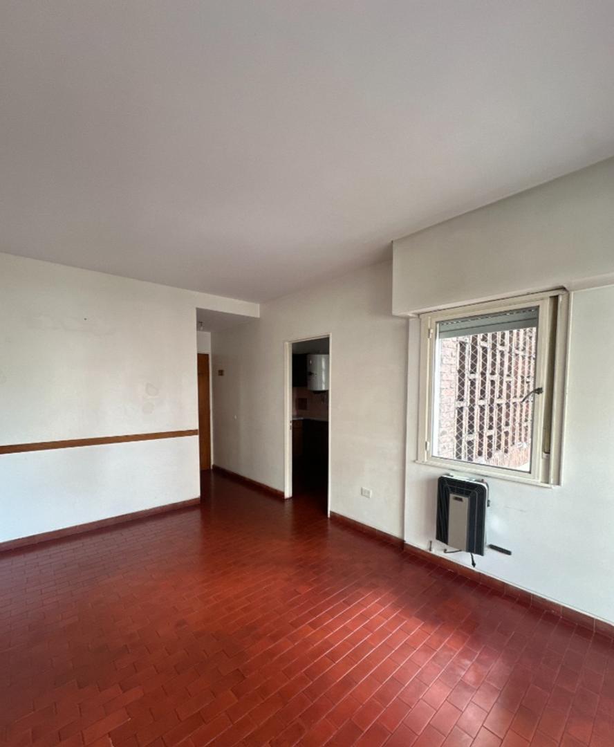 Foto de Dpto 3 amb en centro de Lomas de Zamora - Gorriti 409, imagen 3