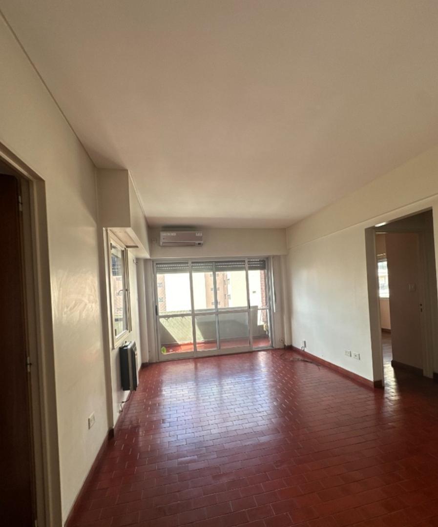 Foto de Dpto 3 amb en centro de Lomas de Zamora - Gorriti 409, imagen 1