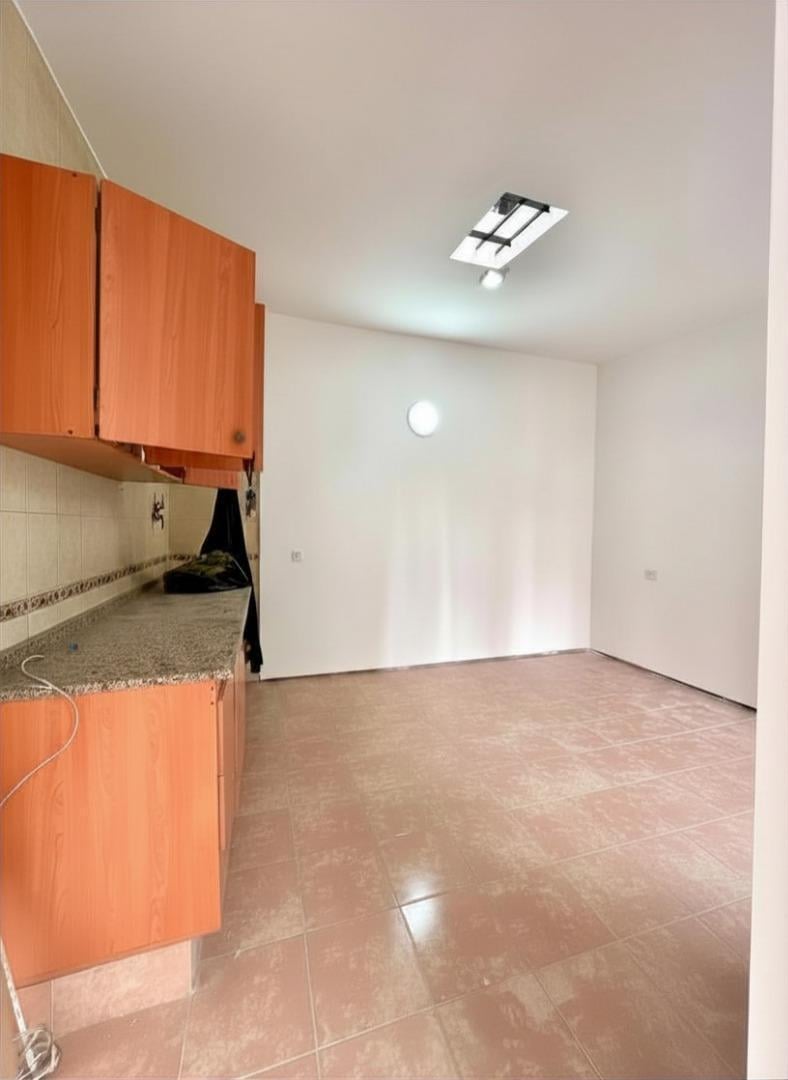 Foto de Dpto 2 amb + escritorio con patio - Llavallol, imagen 5