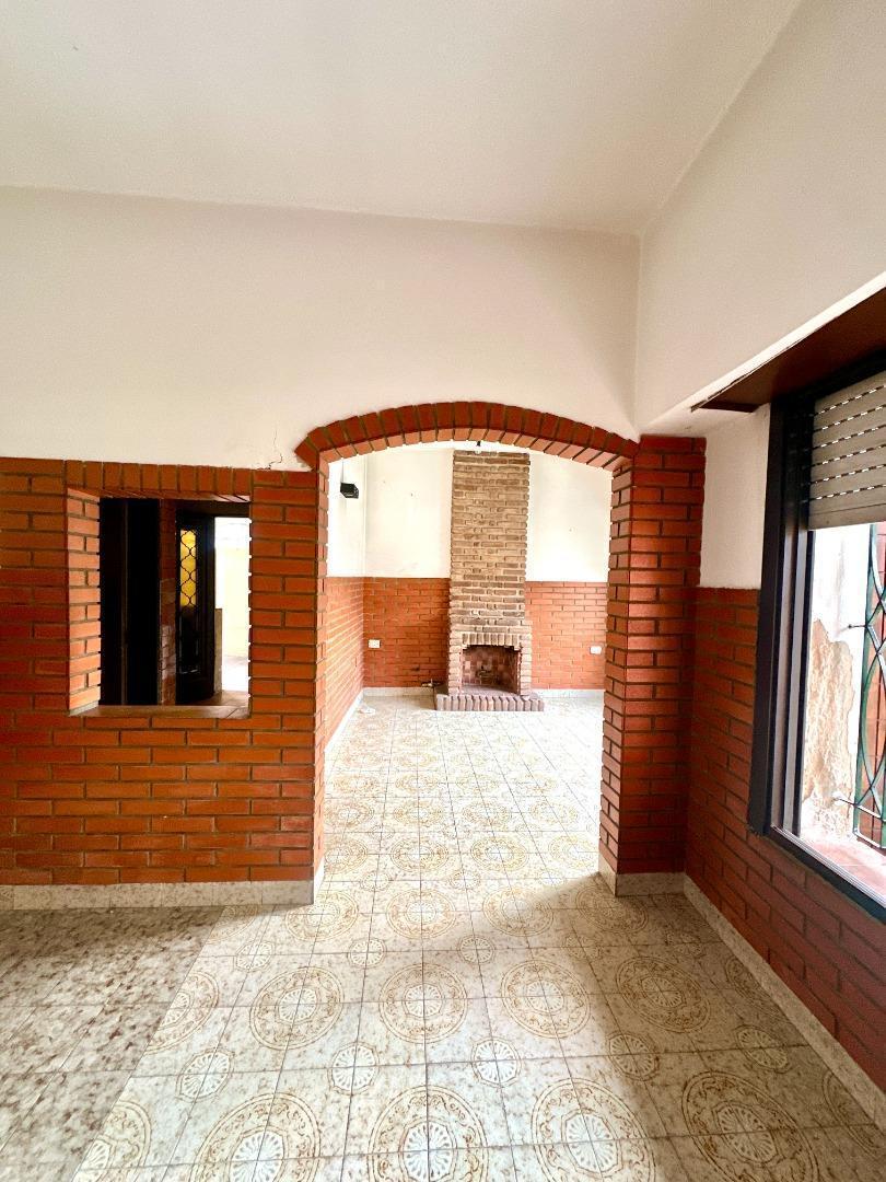 Foto de Casa 3 amb con patio y cochera - Lavallol, imagen 4