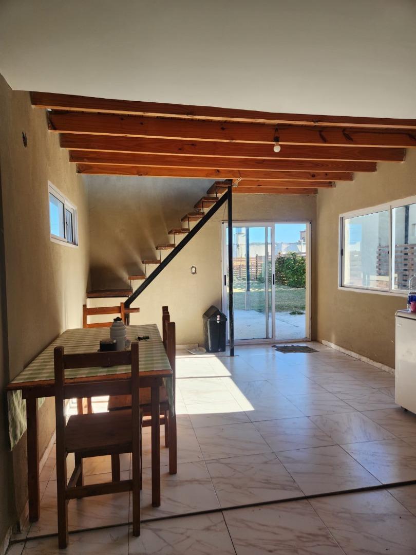 Foto de Casa con pileta en lote 10x38 - Barrio Los Tilos, imagen 5