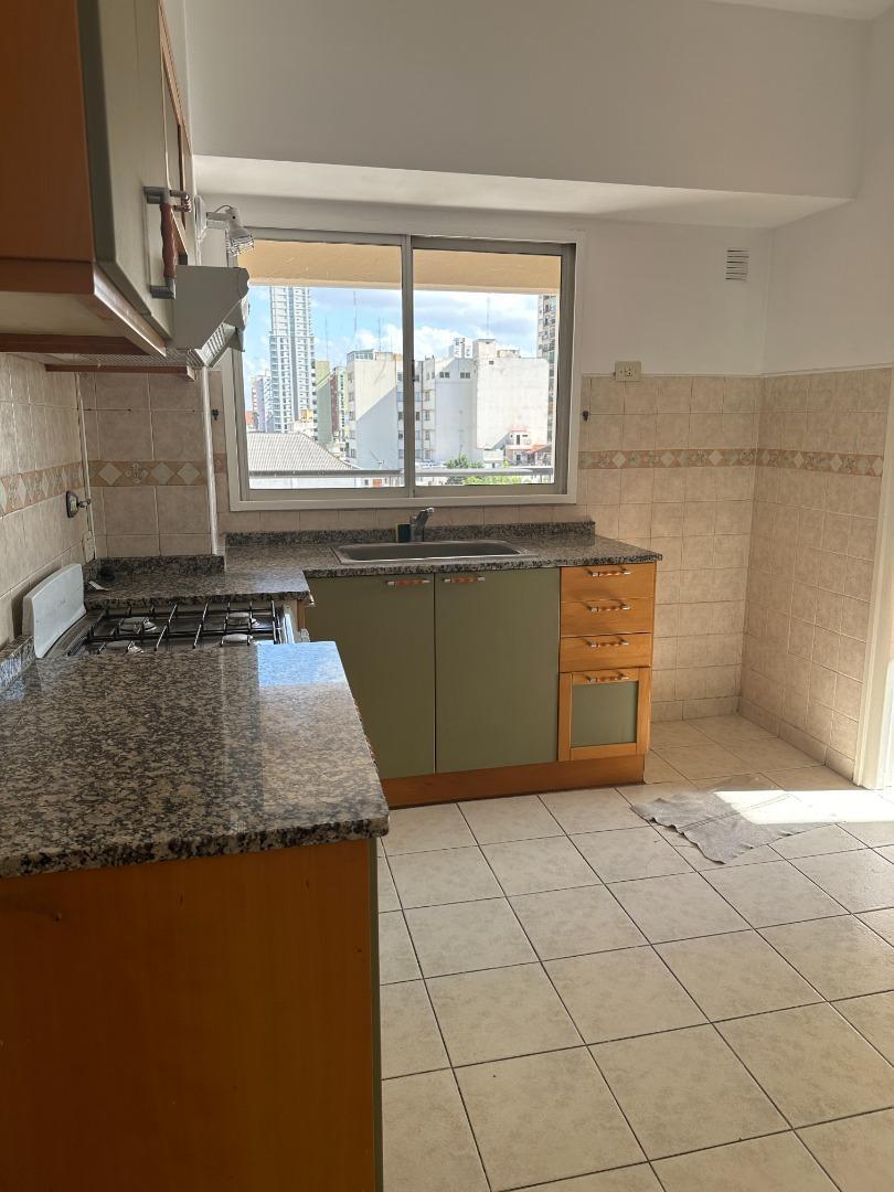 Foto de Dpto 2 amb con cochera y baulera - Sáenz 244, imagen 5