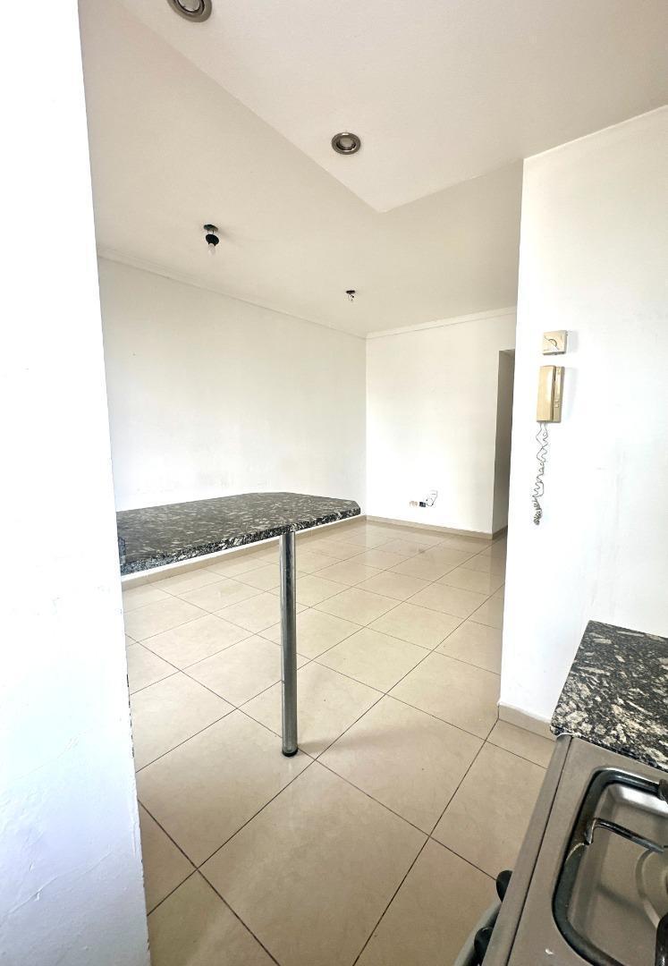 Foto de Dpto 2 amb en edificio con amenities - Saenz 123, imagen 4
