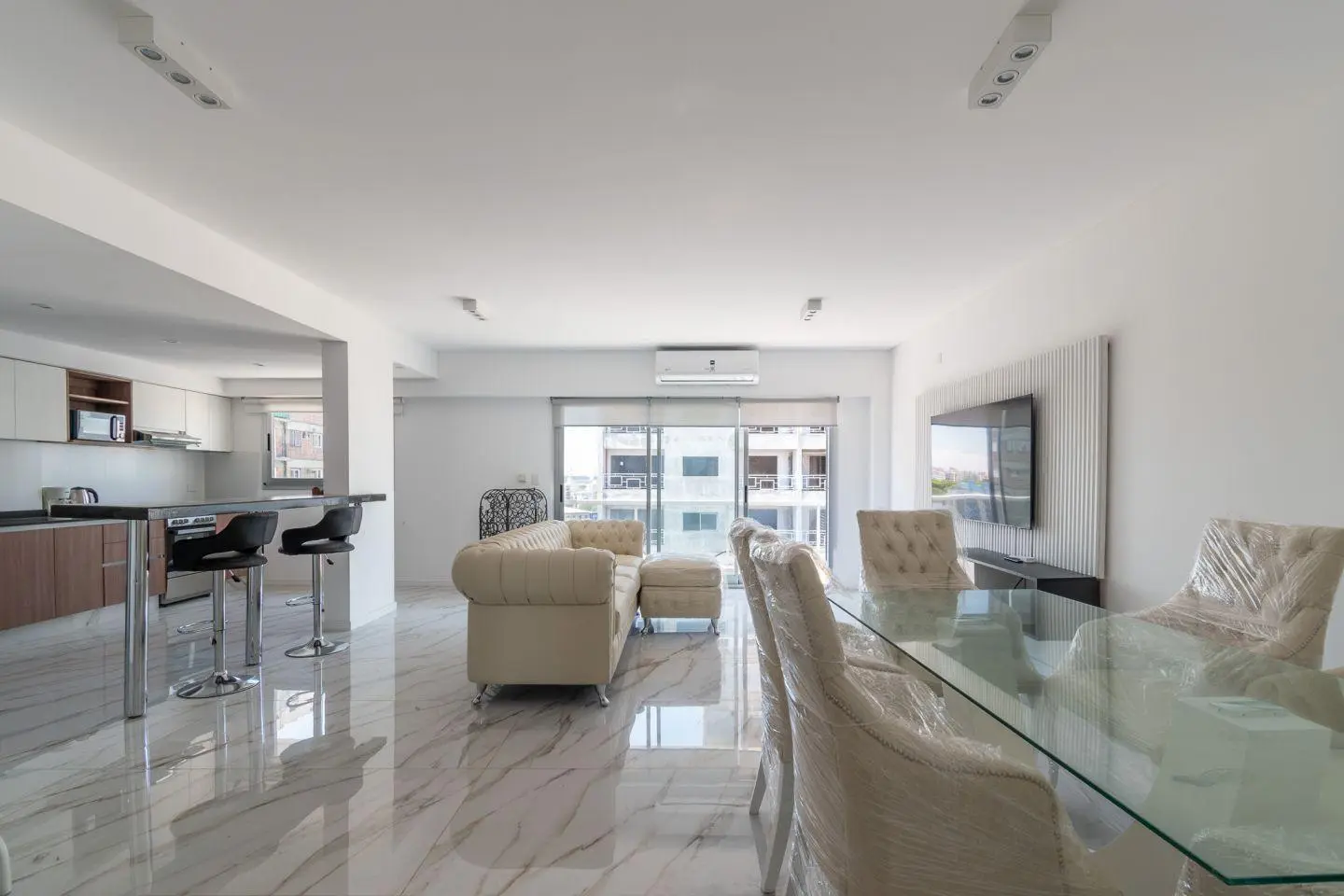 Departamento 3 ambientes. | AV PATRICIOS 239 4