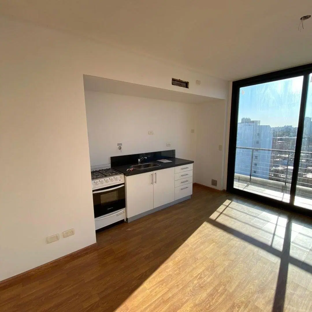 PROPIEDAD RESERVADA  Departamento monoambiente. | Avenida Directorio 3800 4