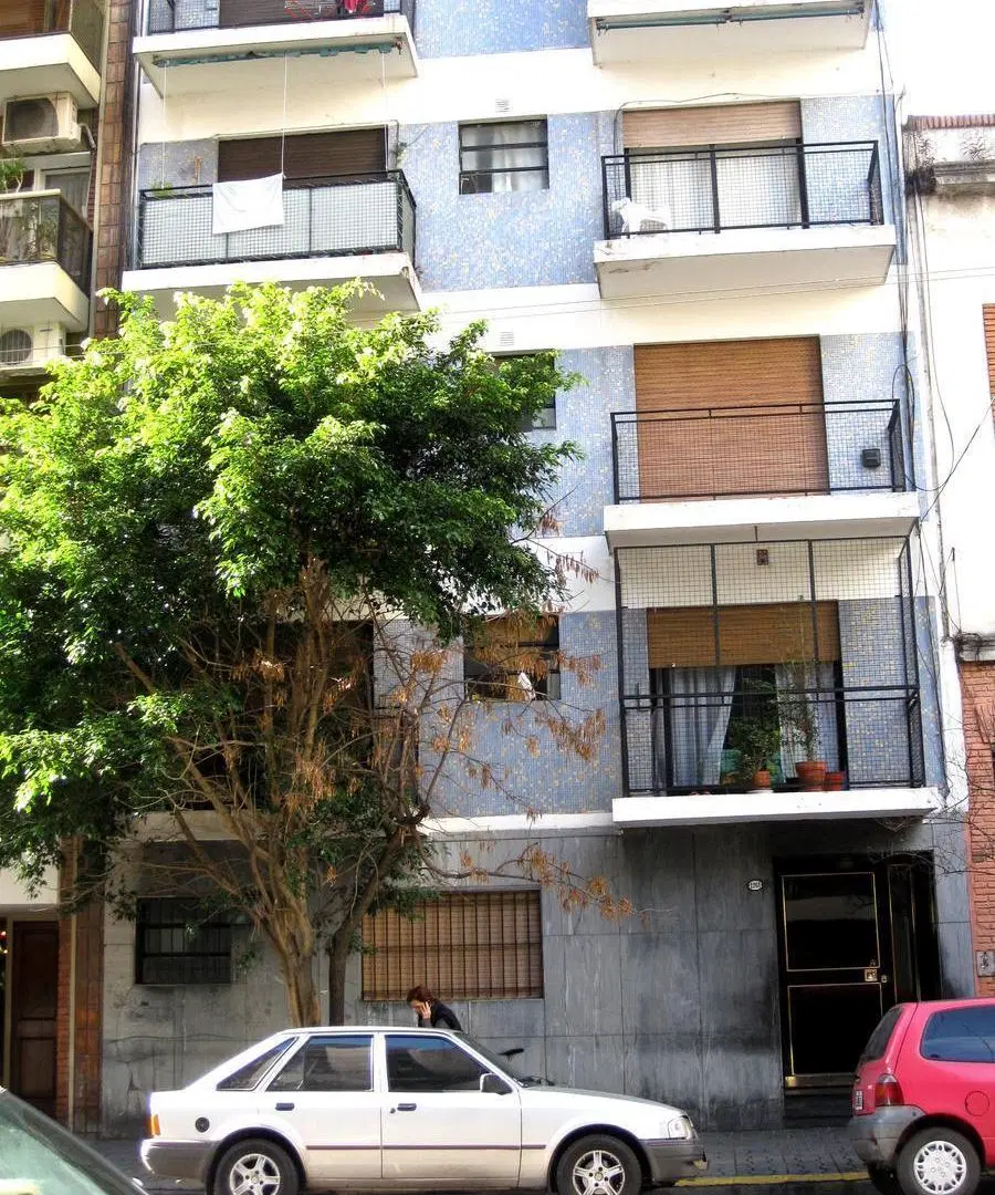 B. Norte: Alquilo 2 amb. cocina y baño completos. Lavadero independiente. Excelente ubicación, 2