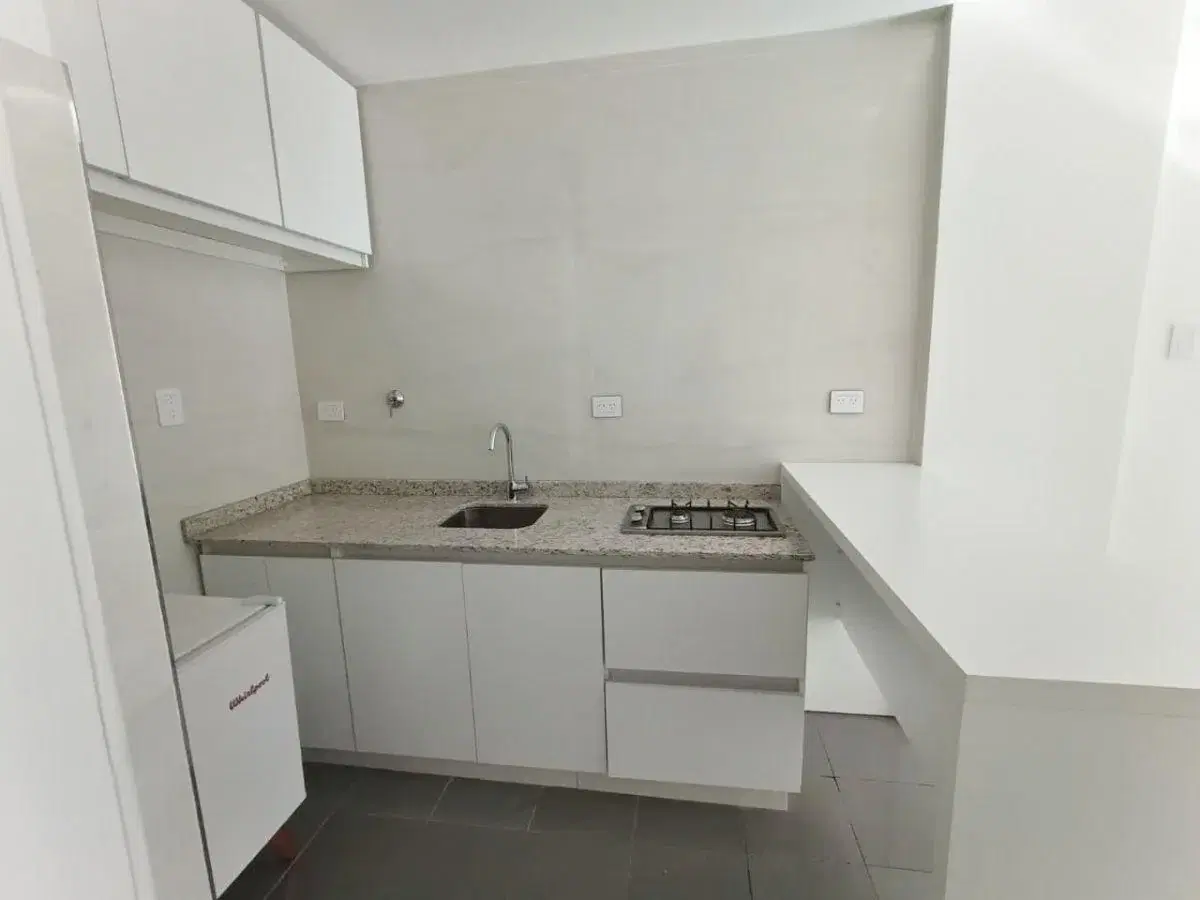 EL MEJOR 1 AMB AMPLIO TODO NUEVO FRENTE BALCON TODO LUZ AP/PROF CATEG 35M2 BUEN EDIF VIDT Y SANTA FÉ 4