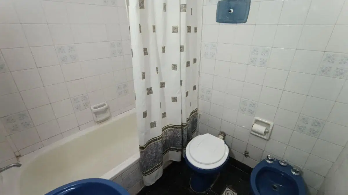EXC 2 AMB CFTE MUY LUMINOSO APTO PROF EXC UBICACIÓN PINTADO COCINA INDEP AV. CORDOBA Y GALLO 5