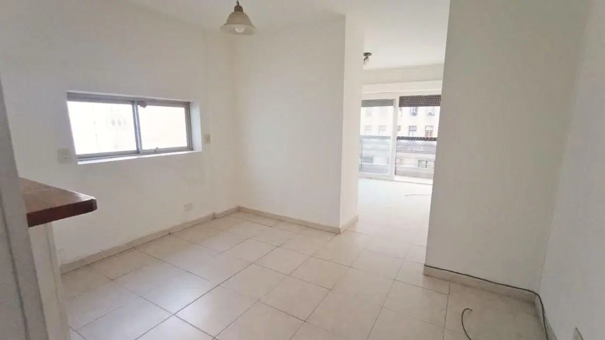 EXC 1 AMB DIVIDIDO COMO DOS BALCÓN FRENTE PISO 8 TODO LUZ! AV SANTA FE Y TALCAHUANO 3