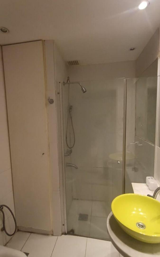 Foto de 2 AMB FRENTE 30M2 PLANTA BAJA BAÑO Y COCINA AMERICANA LUM VARIOS, imagen 5