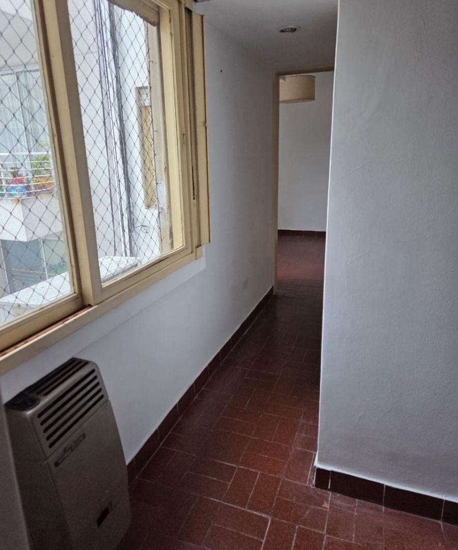 Foto de EXC 2 AMBIENTES MUY LUM PISO 5° CFTE AP/PROF LAVADERO INDEP VALENTÍN, imagen 1