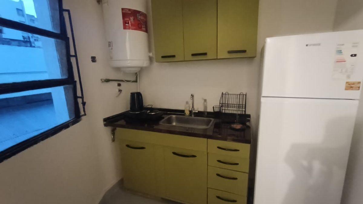 Foto de EXC 2 AMB MUY BUEN ESTADO PISO 3° MUY/LUMINOSO BAÑO Y COCINA RECICLADOS, imagen 5