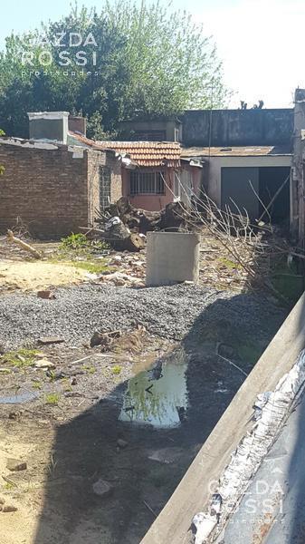 Foto de Amplio terreno con un galpon al fondo, imagen 3
