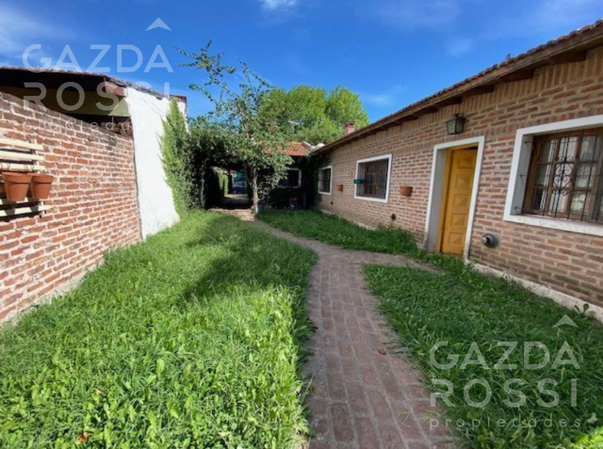 Casa en venta en Monte Grande a 150mts de fair, Esteban Echeverría.