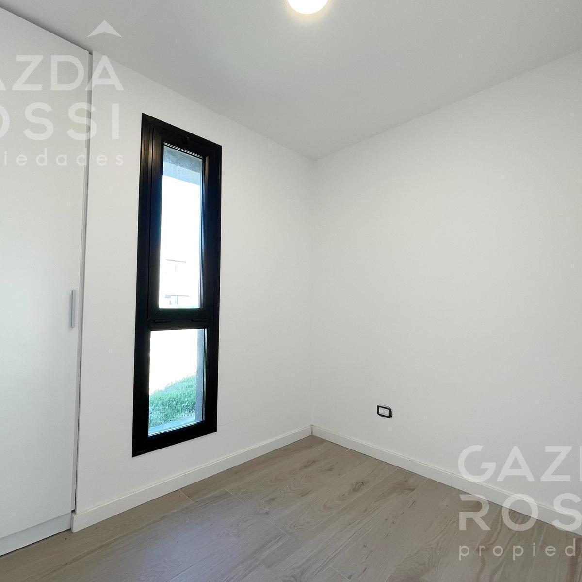 Casa a Estrenar con Pile, Galería y Cochera Cubierta en San Simon! 2