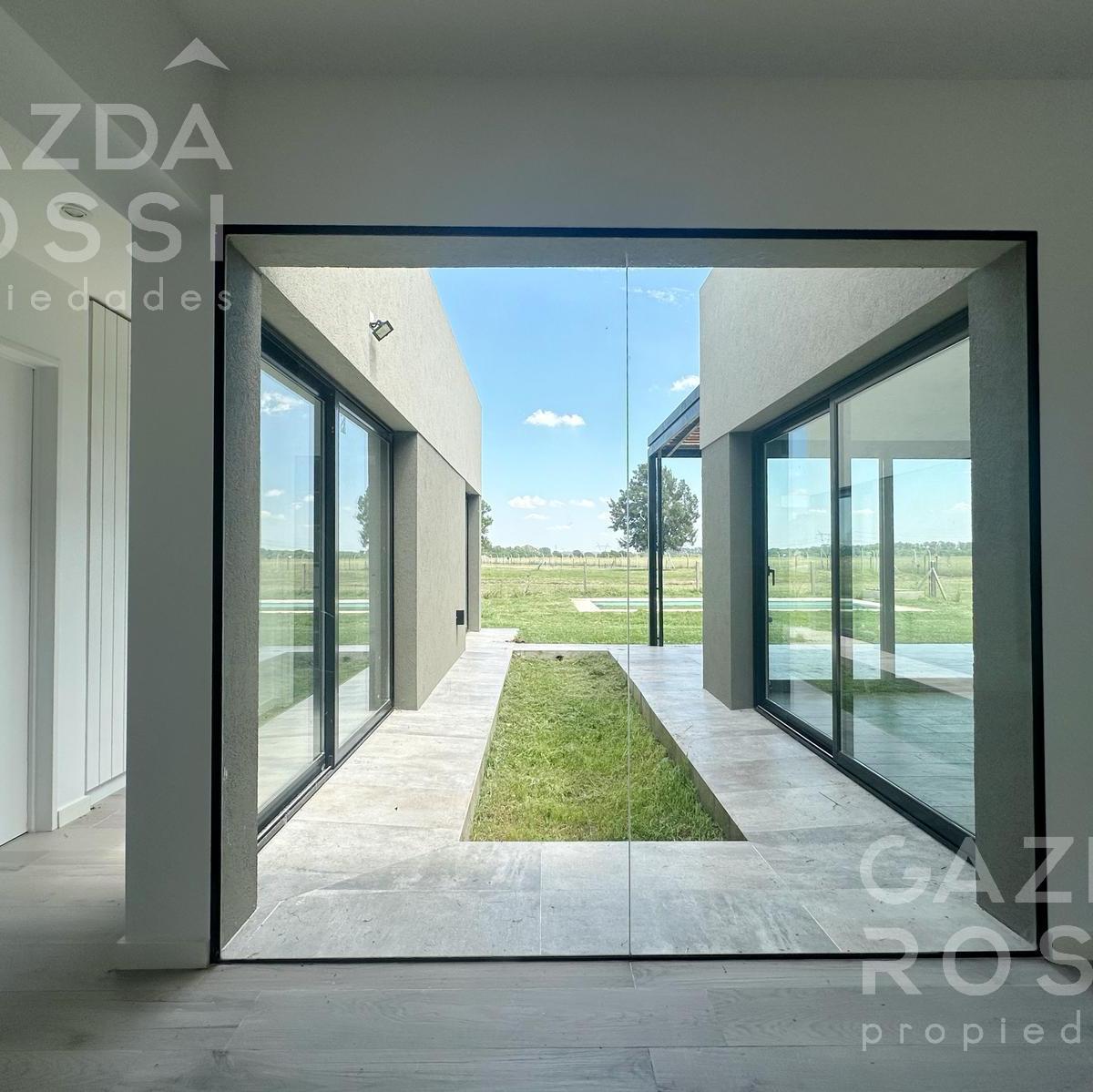 Casa a Estrenar con Pile, Galería y Cochera Cubierta en San Simon! 4
