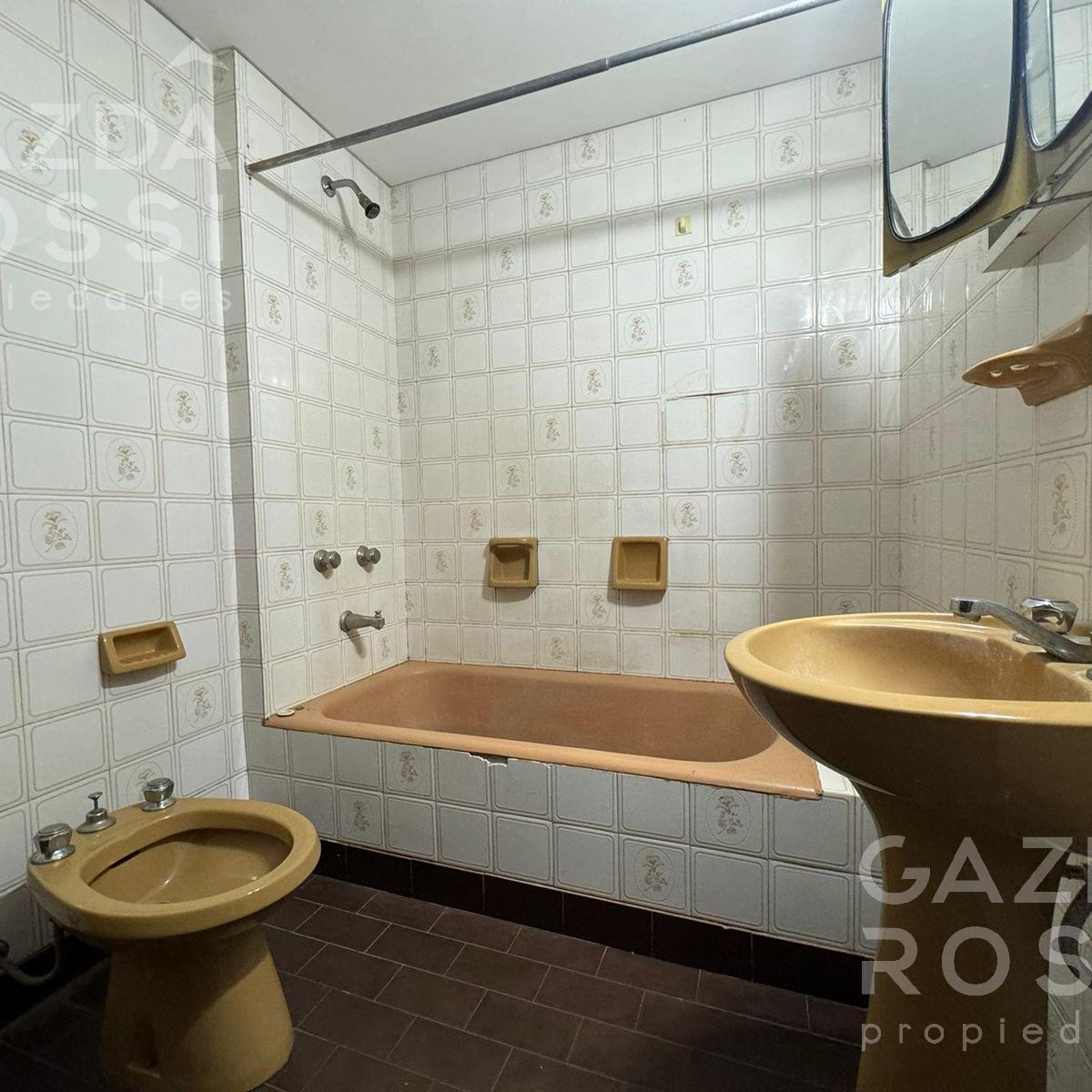 Foto de Departamento en alquiler en Adrogue, imagen 4