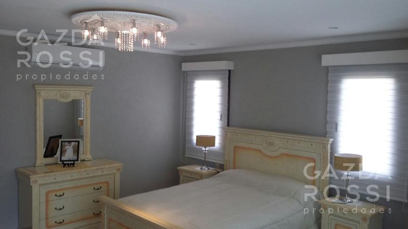 Foto de Espectacular casa en Saint Thomas Este en doble lote, imagen 3