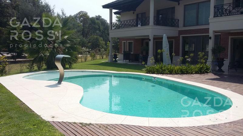 Foto de Espectacular casa en Saint Thomas Este en doble lote, imagen 5