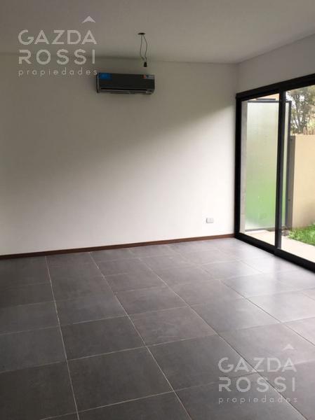 Foto de Venta de duplex con jardin en Espacio las cavas, Canning, imagen 2