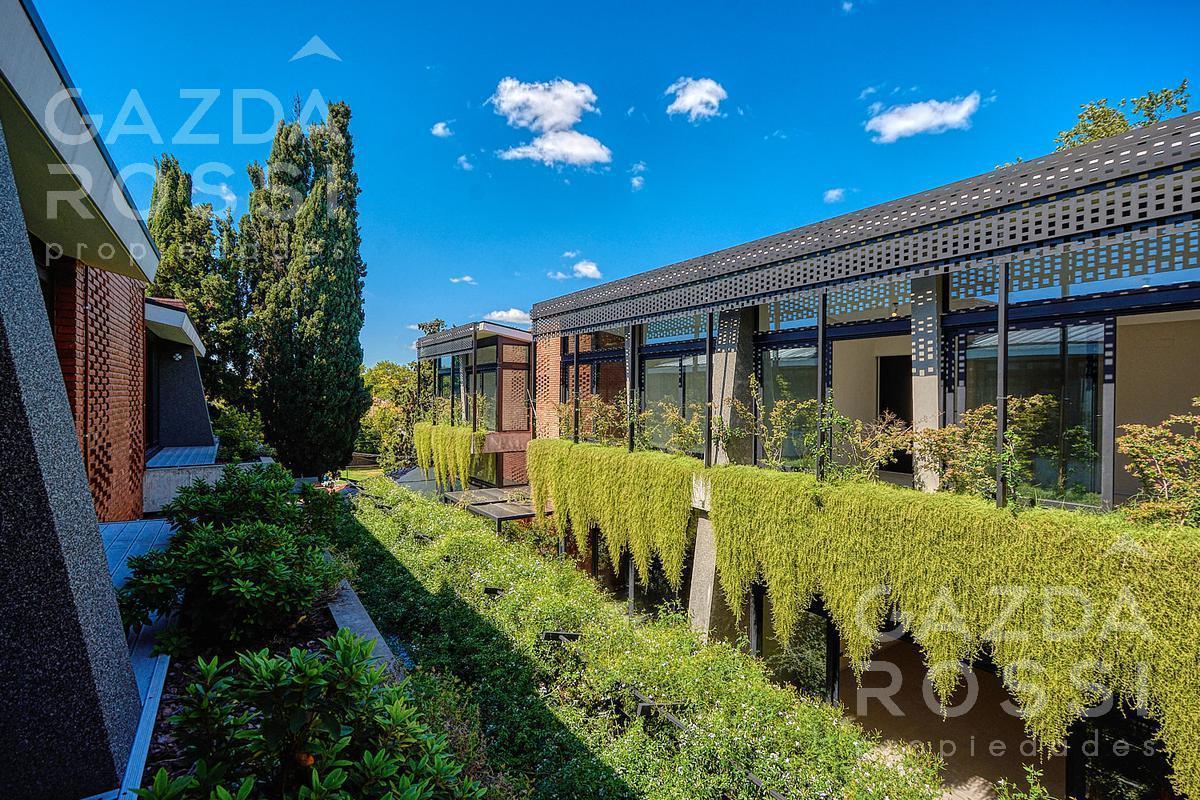 Casa en venta en Adrogue