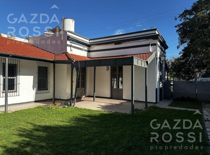 Casa en alquiler en Adrogue 4