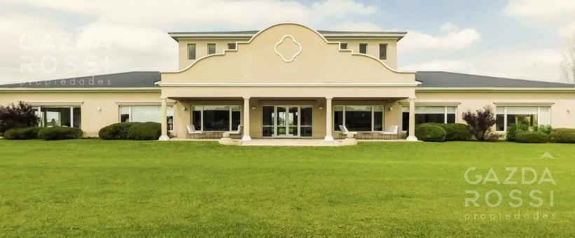 Casa en Fincas Laguna