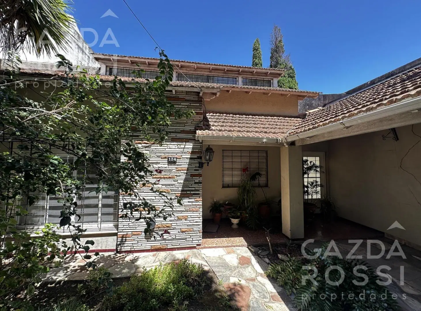 Casa en venta adrogue 3
