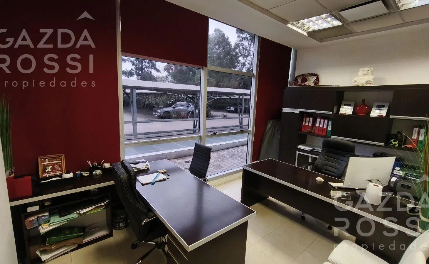 Excelente oficina en planta baja, complejo Amaneceres Office 3