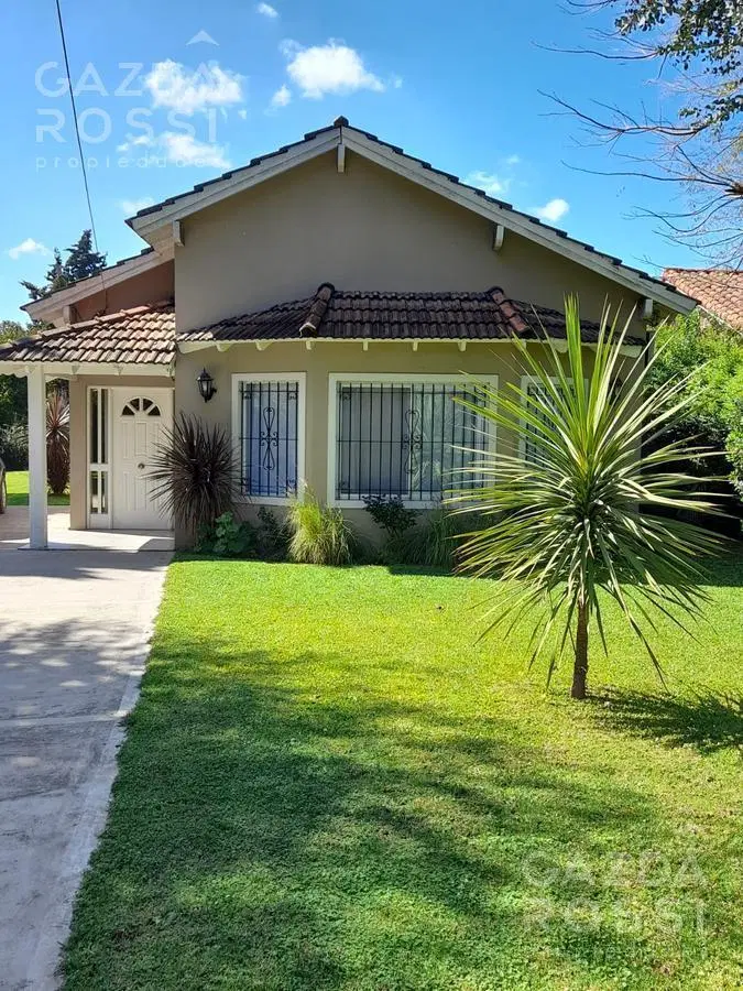 VENTA casaquinta con piscina en El Trébol, Ezeiza. 3