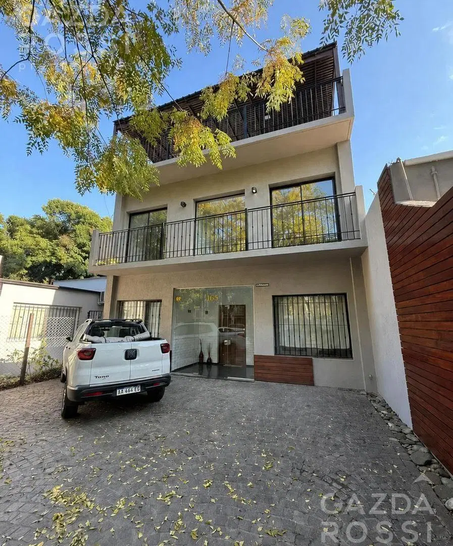 Hermoso piso de 3 ambientes con espacio guardacoche en Monte Grande. 2