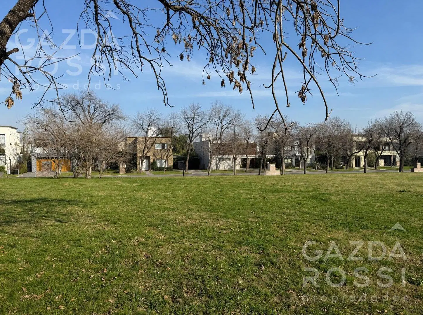 Terreno en venta en Brisas de Adrogué 5